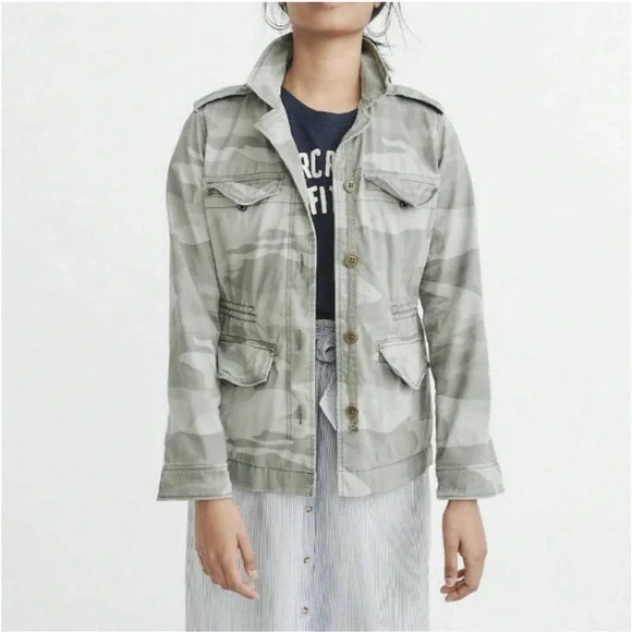 ❗️Sold❗️Abercrombie & Fitch • Camo Field Utility Jacket • Women’s Outerwear - Picture 12 of 12